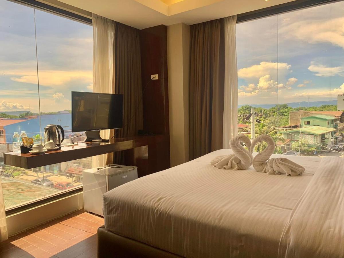 Treasure Island Hotel With Mini Water Adventure Masbate City Экстерьер фото