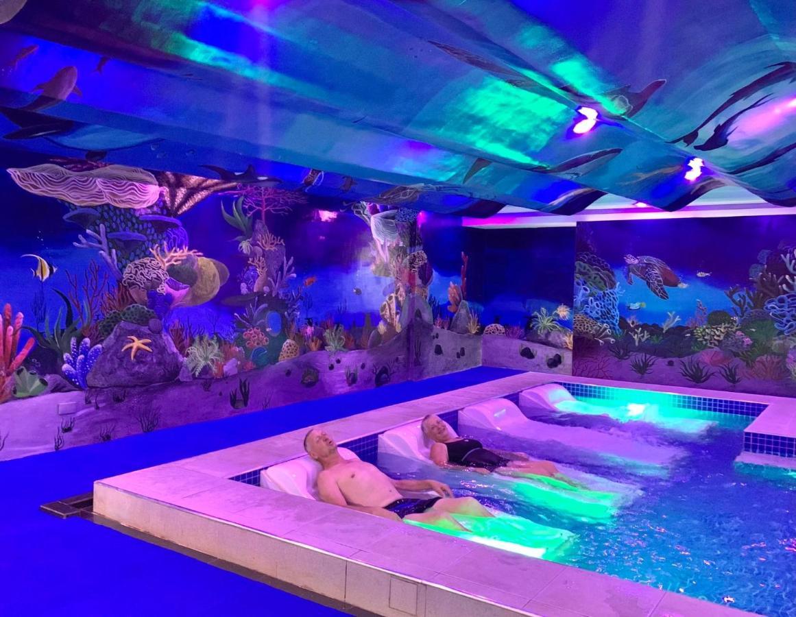 Treasure Island Hotel With Mini Water Adventure Masbate City Экстерьер фото