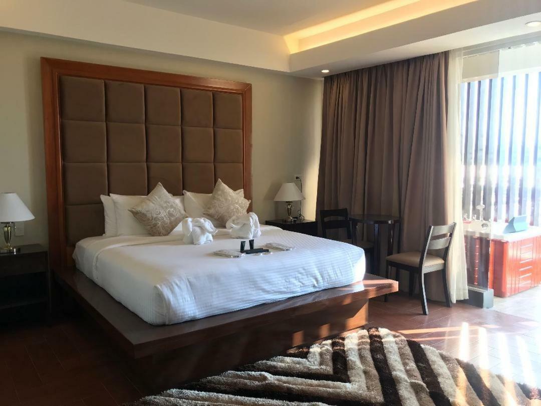 Treasure Island Hotel With Mini Water Adventure Masbate City Экстерьер фото